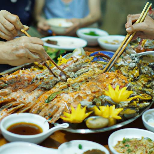 Bàn ăn đầy hải sản ngon tuyệt của một nhóm bạn tại Hải Dương.