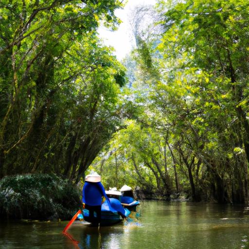 Thư thái trên thuyền truyền thống ngắm cảnh sông nước xanh tươi ở Quảng Bình